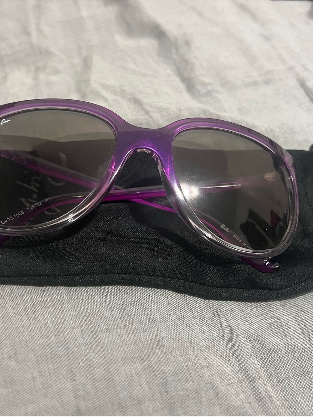 Ray-Ban Purple Gradient Women's Sunglasses with Gray Lenses